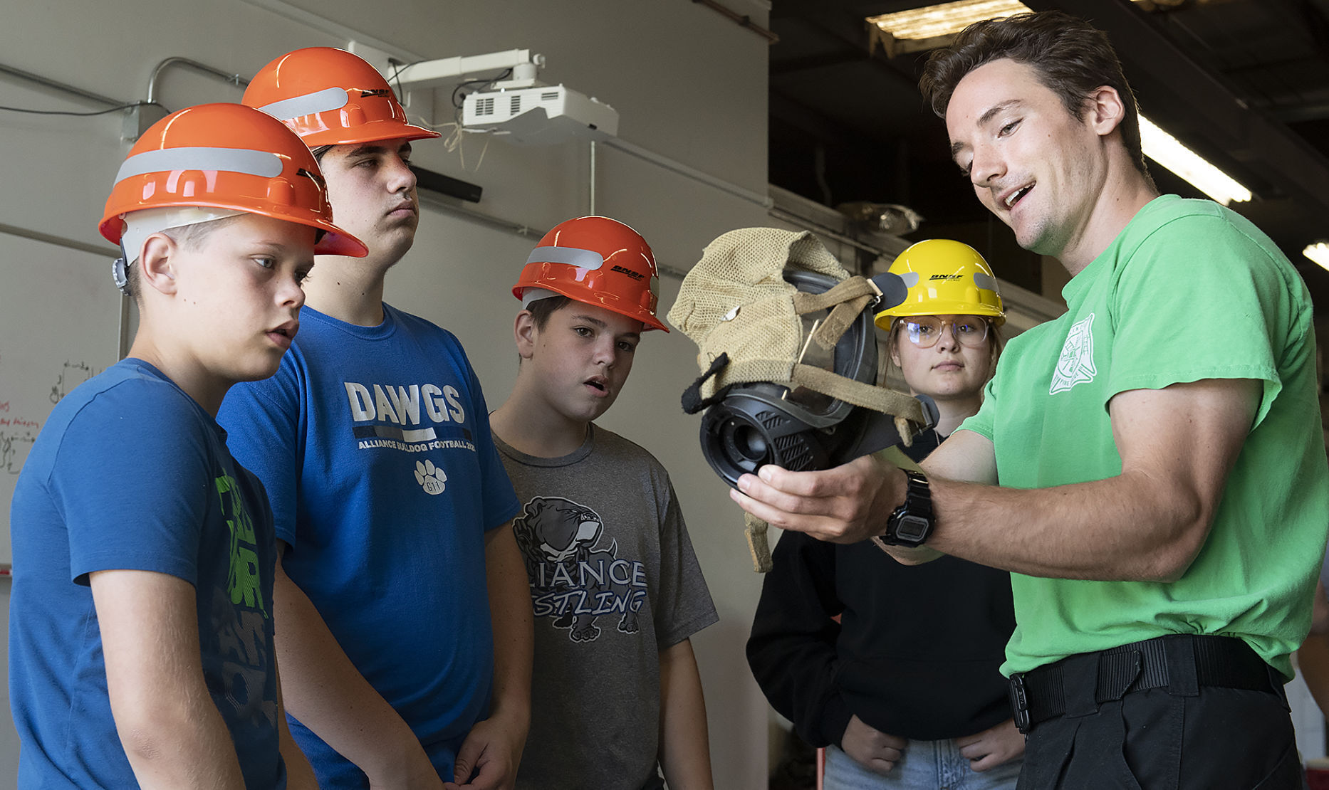Alliance wrestling visits Lincoln Fire and Rescue